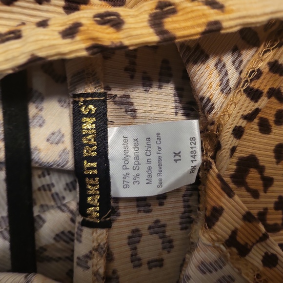 Top - Picture 2 of 3